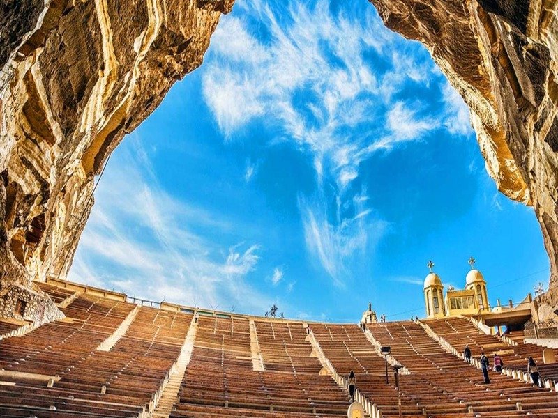 COPTIC CAIRO TOUR: CAVE CHURCH OF SAINT SIMON AND OLD CAIRO CHURCHES WITH LUNCH